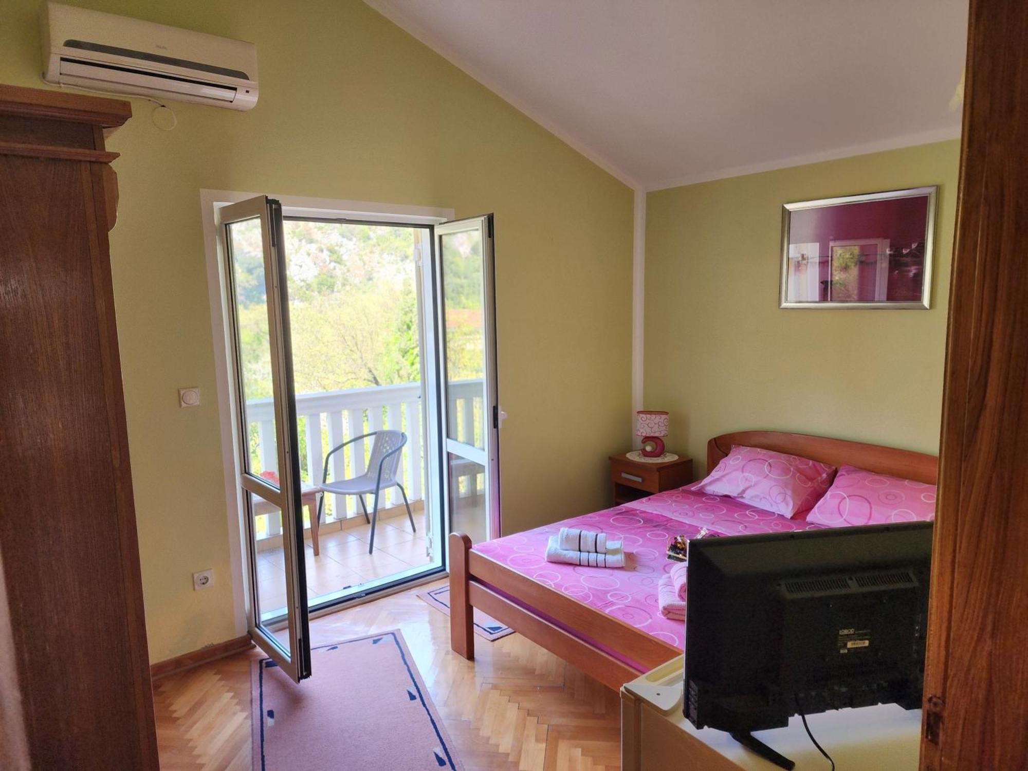 Lorena Rooms Risan Extérieur photo