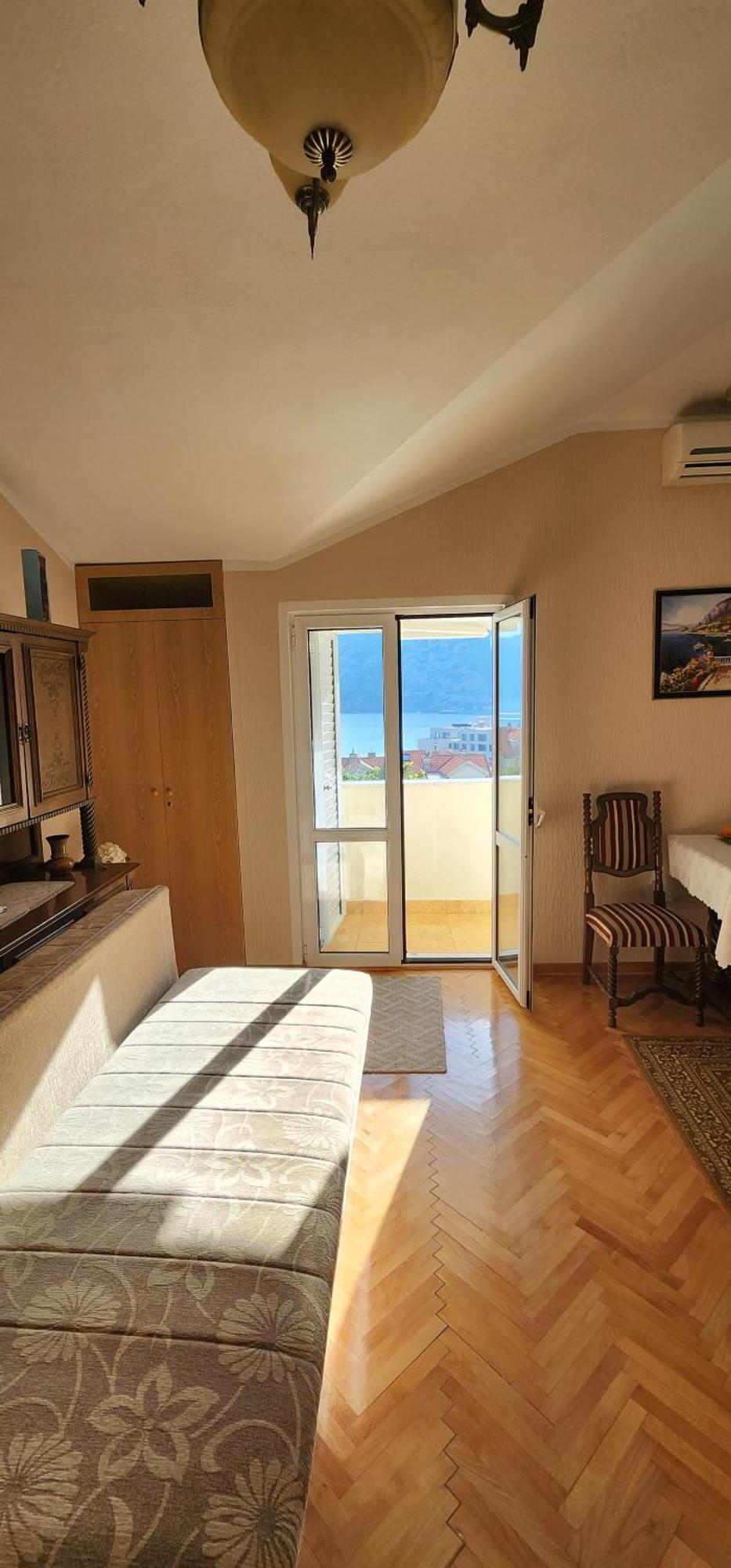 Lorena Rooms Risan Extérieur photo