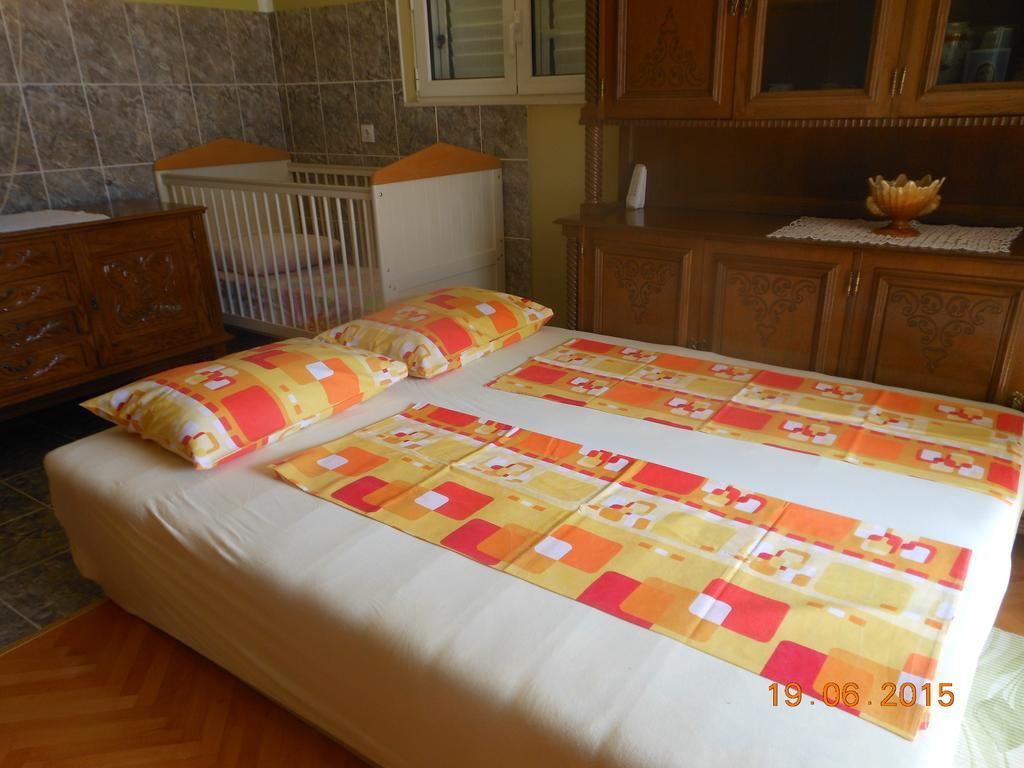 Lorena Rooms Risan Extérieur photo