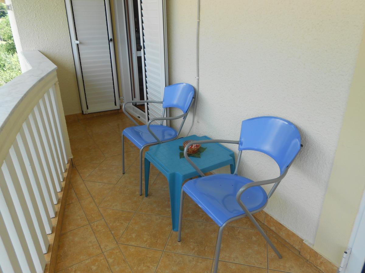 Lorena Rooms Risan Extérieur photo